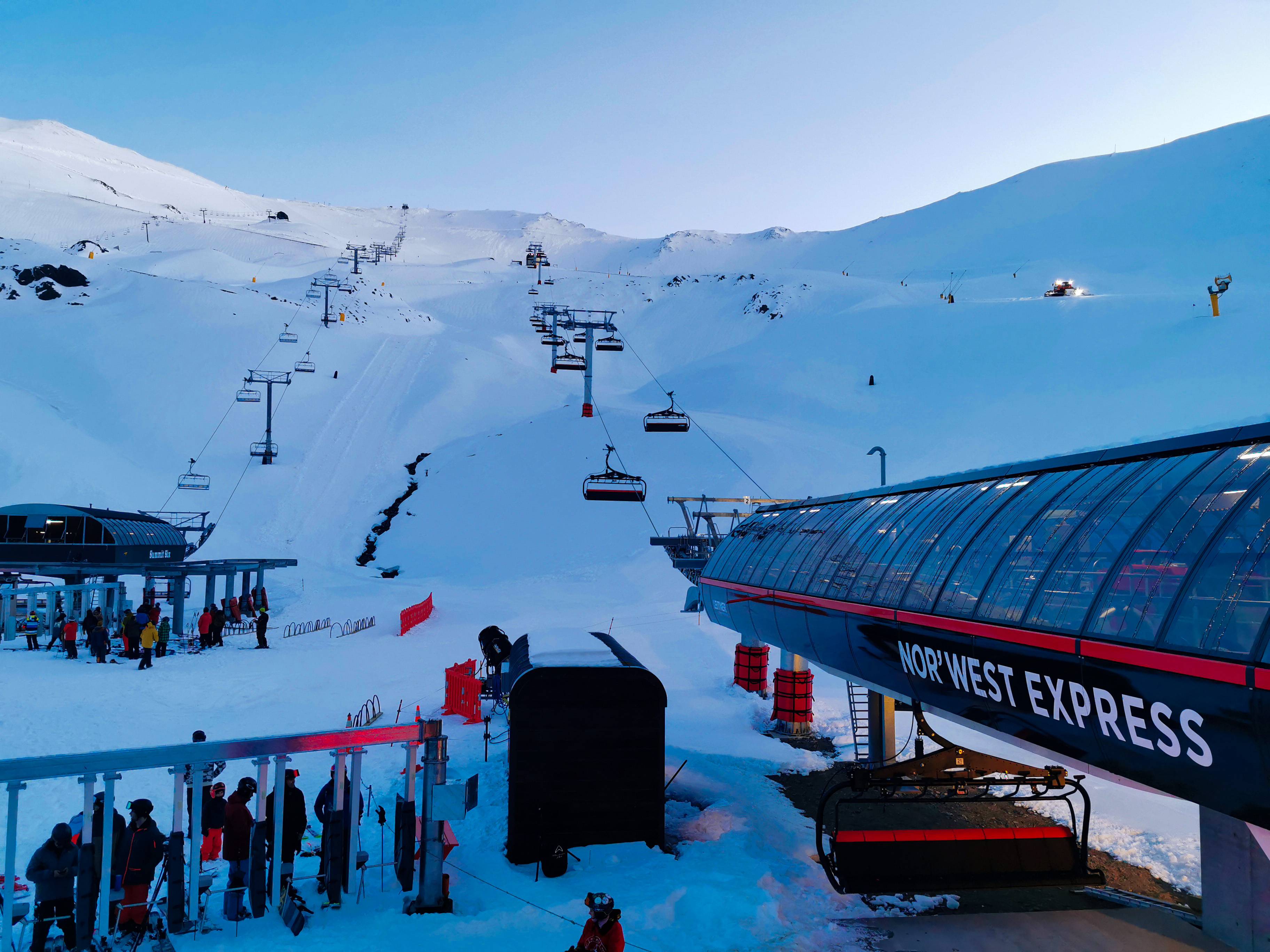 Mt Hutt Opening Day The 21 New Zealand Ski Season Is On Snownz